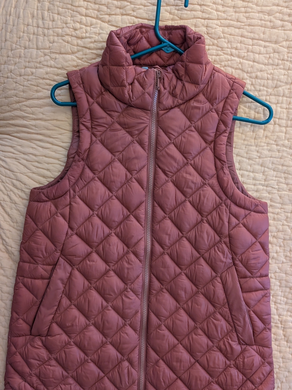 Athleta Whisper Featherless Vest - Rust Orange - Picture 3 of 3